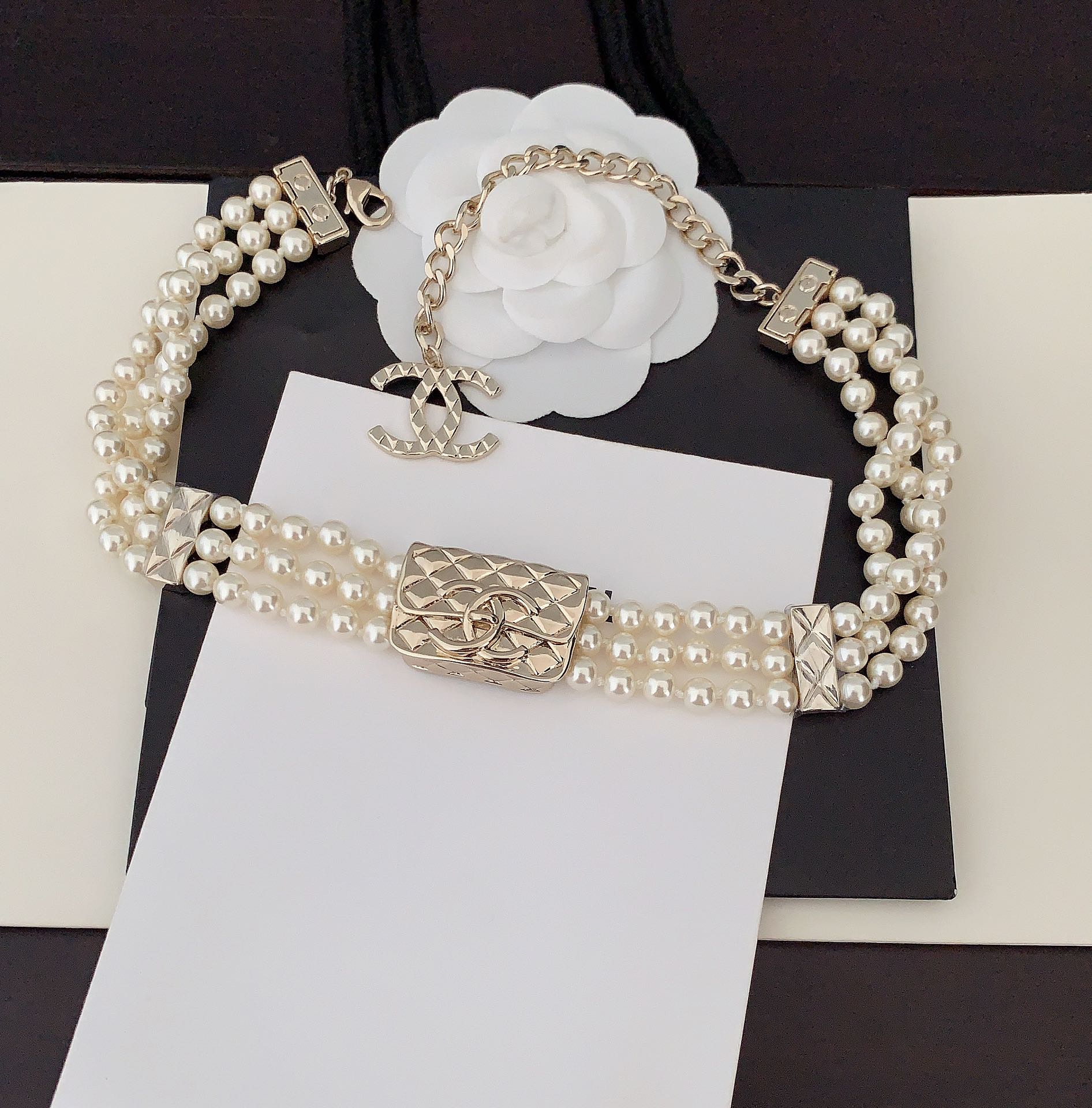 18K  Chanel Bag Pearls Chain Necklace